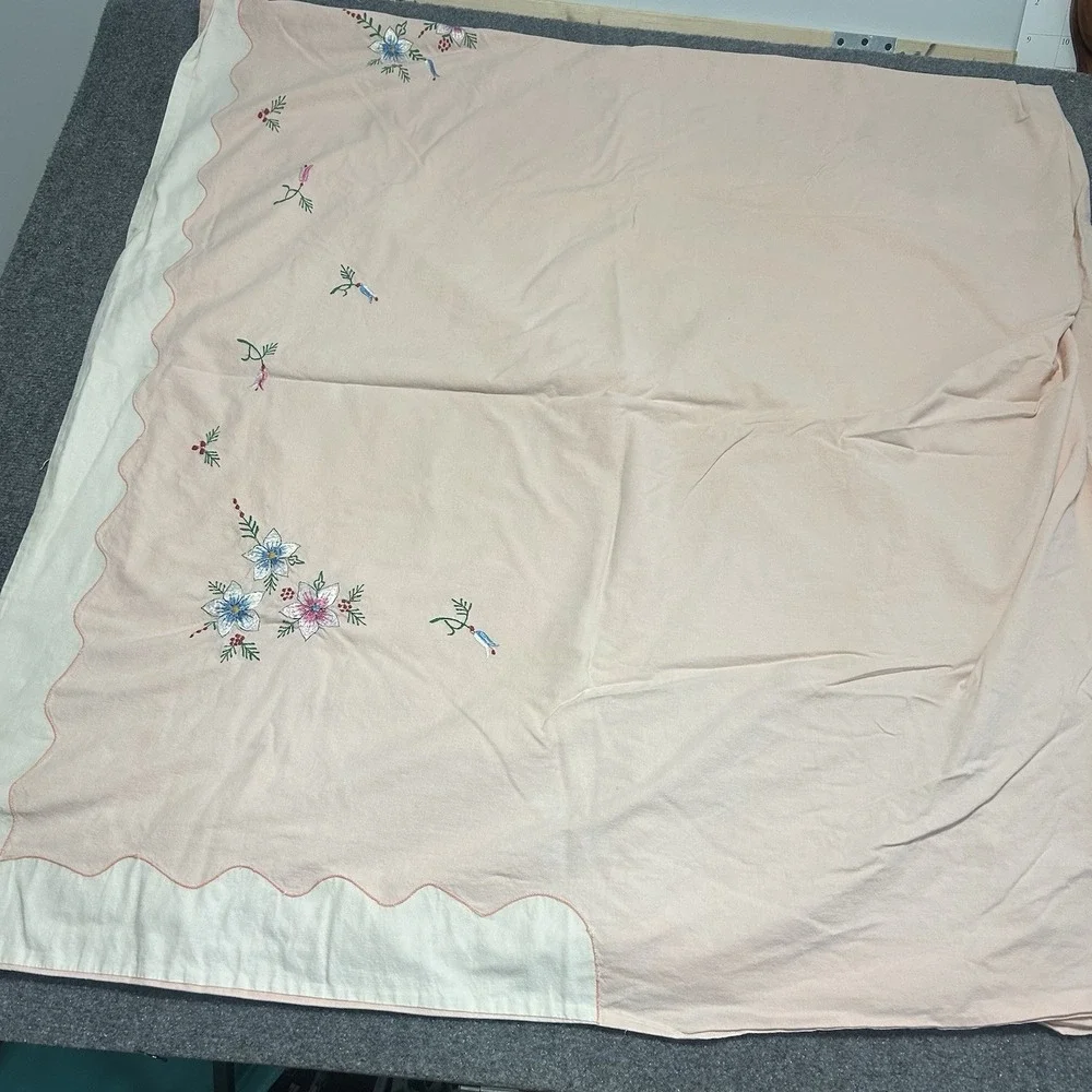 Vintage Embroidered Cover Floral‎ Pink And White 84x102 Grannycore Cottagecore